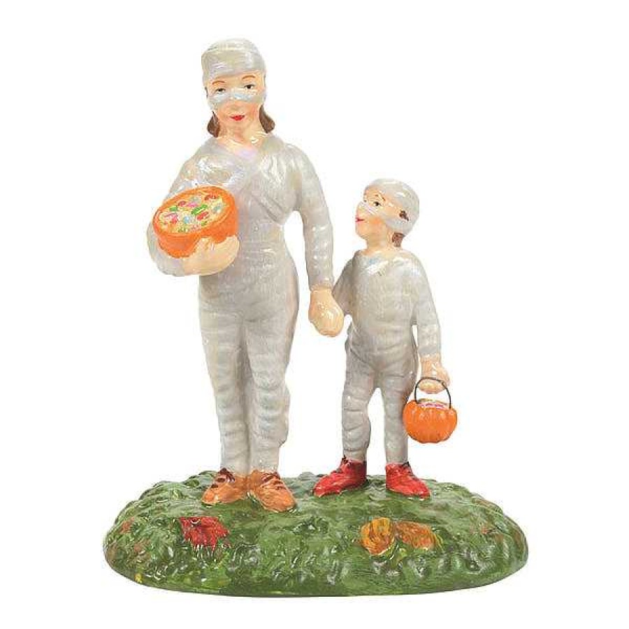 Department 56 Mommy Treats Snow Village Halloween